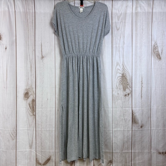 H&M Dresses & Skirts - H&M Basic Short Sleeve Women's Jersey Midi Dress Waist Defined Gray Size Small
